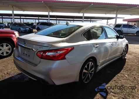 2016 Nissan Altima 2.5 Sr z USA, uszkodzony, nr VIN 1N4AL3AP5GC214327